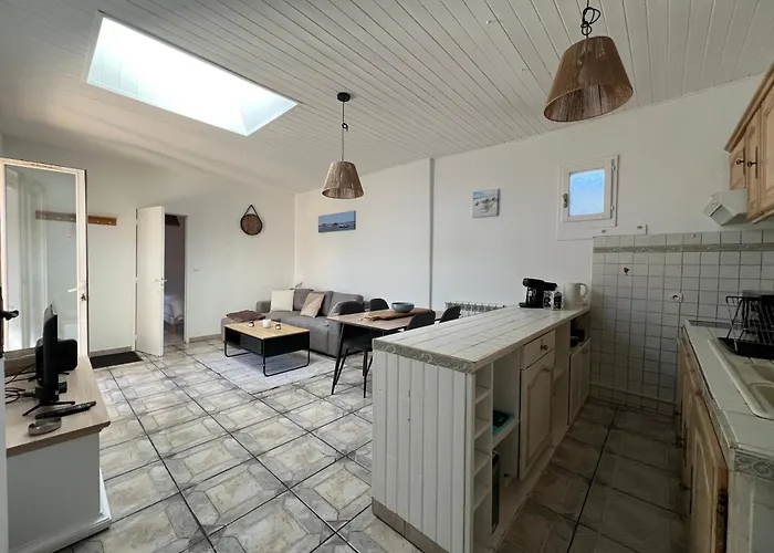 Appartement Maison De Avec Terrasse T3 6 Couchages
