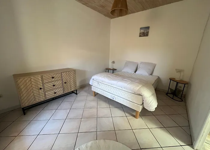 Appartement Maison De Avec Terrasse T3 6 Couchages